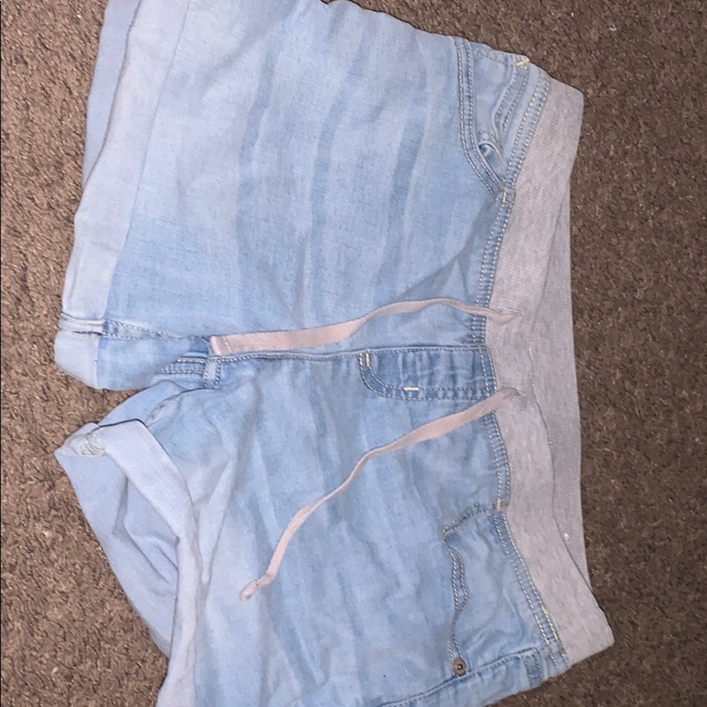 shorts - Picture 1 of 3